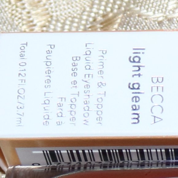 BECCA Cosmetics Primer &Topper Eyeshadow Light Gleam - Picture 4 of 5